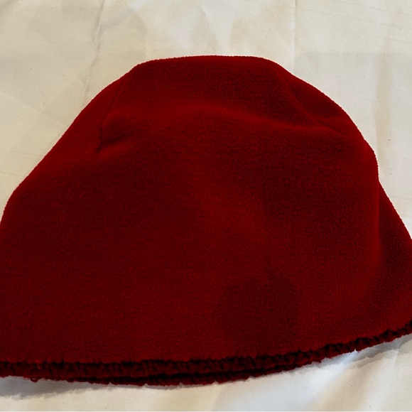 Kootenay Canada Maple Leaf 🇨🇦 Chunky Beanie - Picture 7 of 9